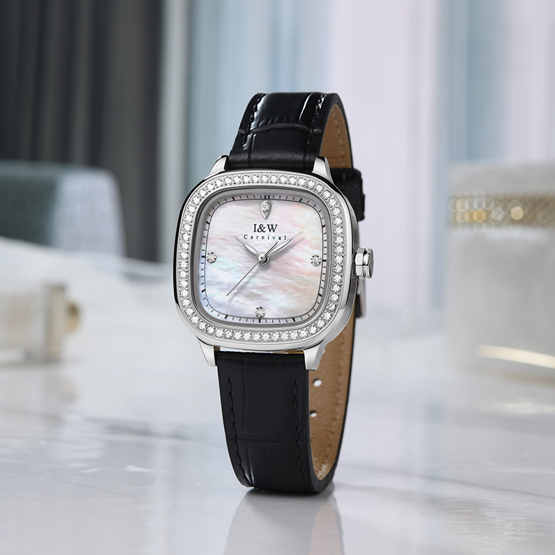 Luxury Watch Kids - İsviçre Yapımı Saatler Kadın KARNAVAL Marka
