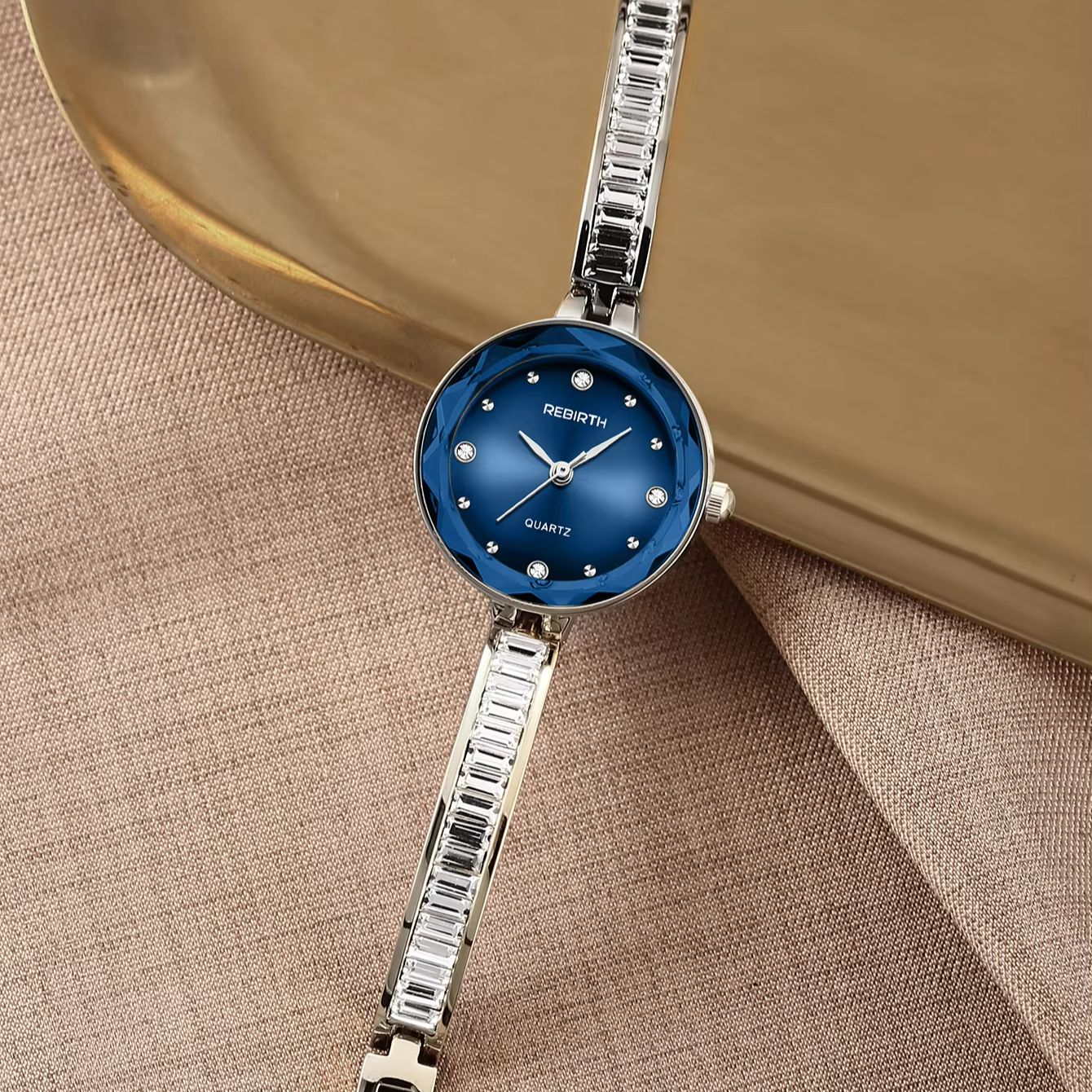 Hafif Lüks Kesim Mavi Cam Kadr - Luxury Watch Diamond incelemesi ve fiyatı
